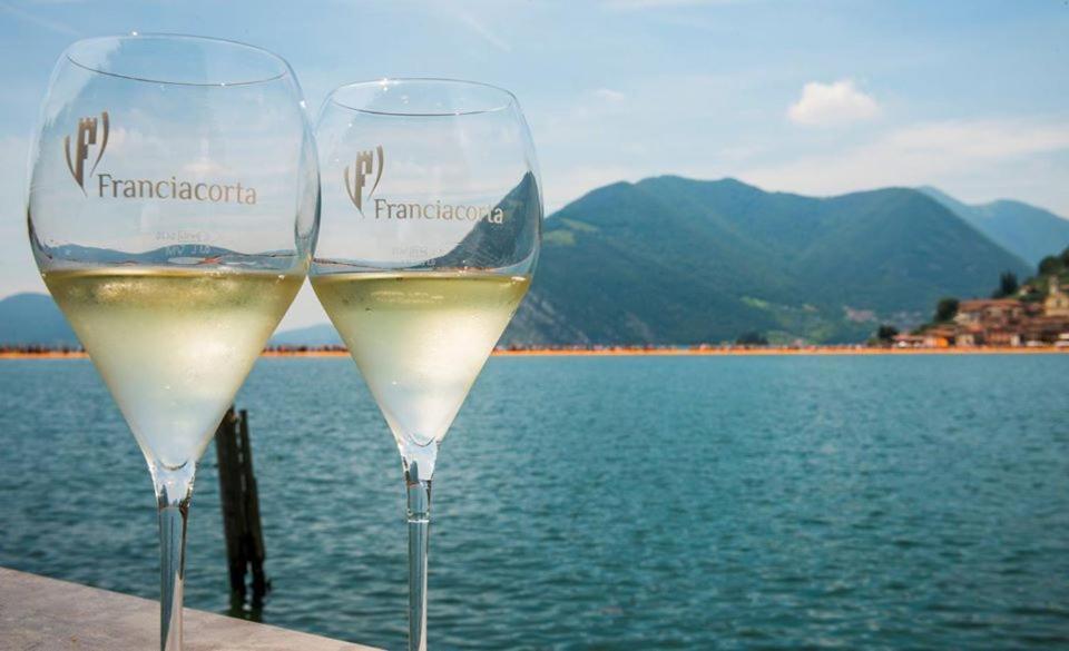 In Suite Lake 1 Iseo Eksteriør billede